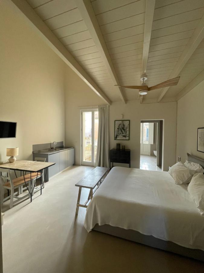 Lu Leccio Aparthotel เลชเช ภายนอก รูปภาพ